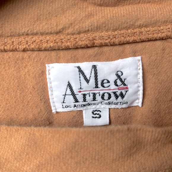 Me & Arrow Crew Neck Pullover Tan Flannel Top, S - Picture 6 of 8